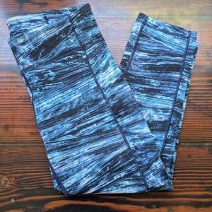 Lululemon Blue Swirl Patterned Crop Leggings – Size 4